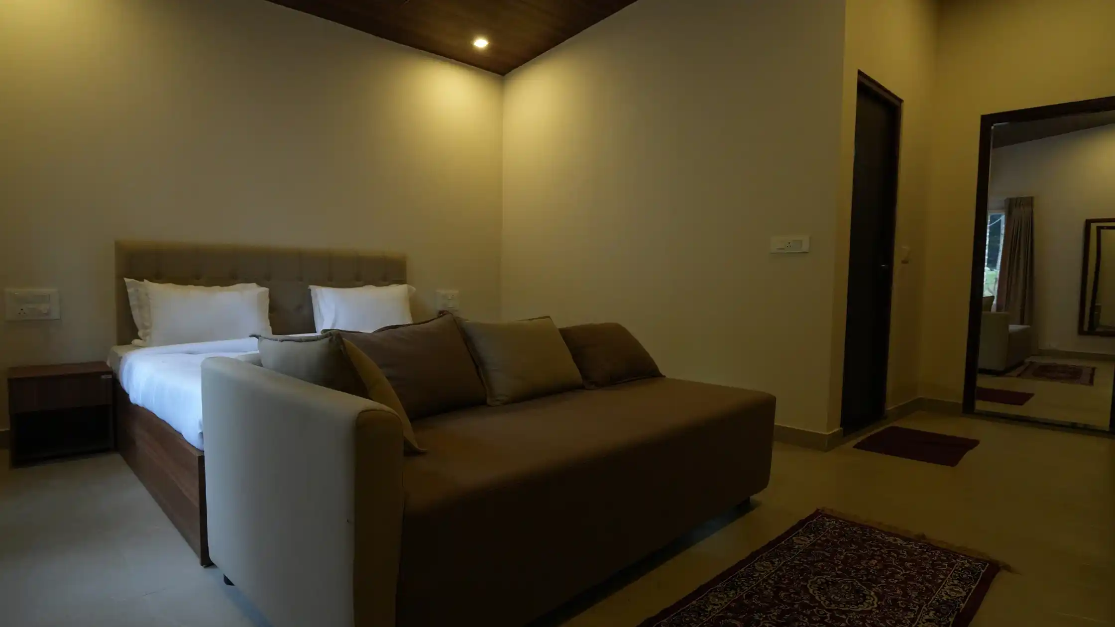 Best Private Resorts in Sakleshpur – cozy private room for a peaceful stay