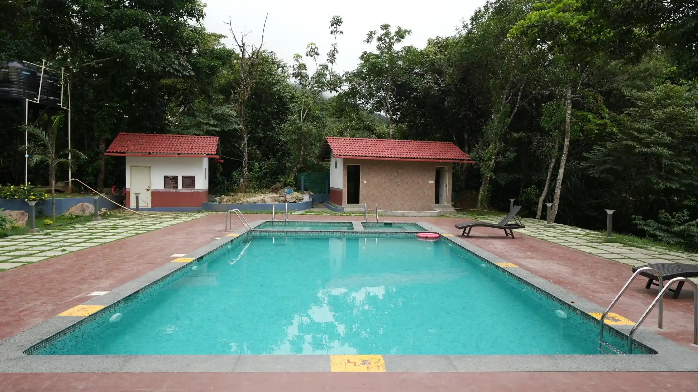 Couple-friendly resorts in Sakleshpur with a peaceful private pool